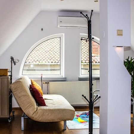 Split Crib - Chill Studio In Historic Braşov Exterior foto